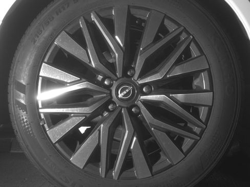 Used 2025 Nissan Altima 2.5 SV FWD image 15