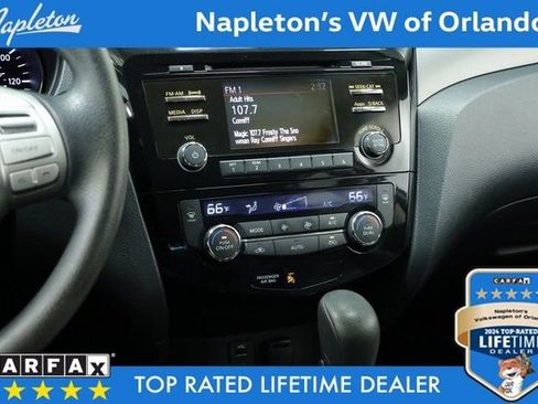 Used 2016 Nissan Rogue SV image 15