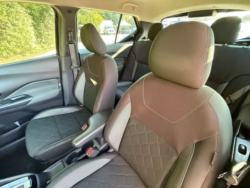 Used 2020 Nissan Kicks S FWD image 42