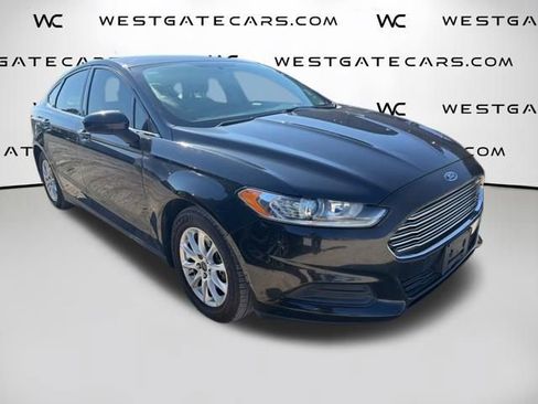 Used 2015 Ford Fusion S FWD image 4