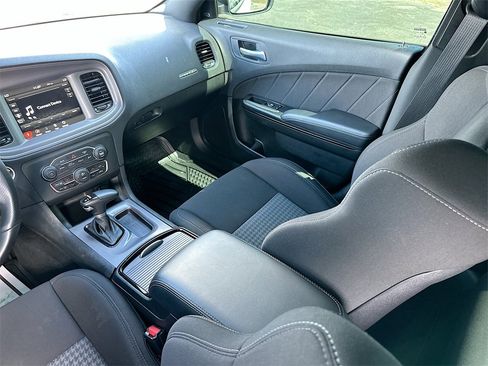 Used 2023 Dodge Charger R/T w/ Blacktop Package image 21