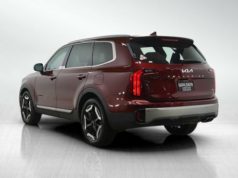 Used 2023 Kia Telluride S w/ S Sunroof Package image 5