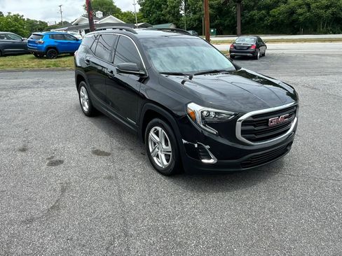 Used 2019 GMC Terrain SLE w/ Driver Convenience Package AWD/4WD image 8