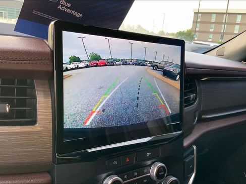 Used 2022 Ford Expedition Max Limited RWD image 28