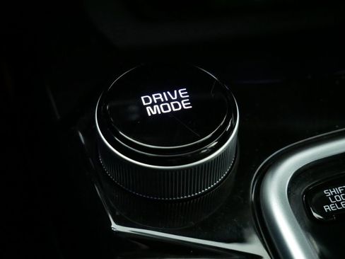 Certified 2023 Kia Seltos SX w/ SX Sunroof Package image 32