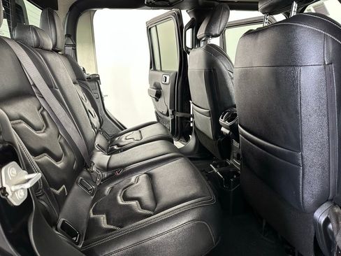 Used 2020 Jeep Gladiator Sport w/ Quick Order Package 24S image 12