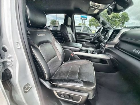 Used 2024 RAM 1500 Laramie RWD image 27