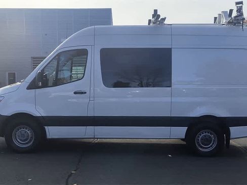 Used 2023 Mercedes-Benz Sprinter 2500 image 5
