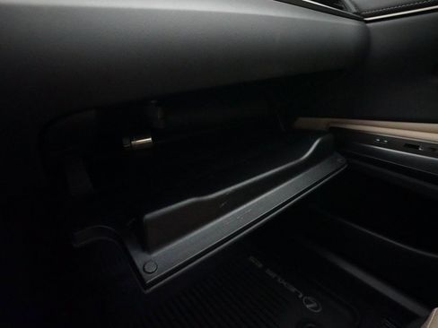 Used 2021 Lexus ES 350 Luxury image 30