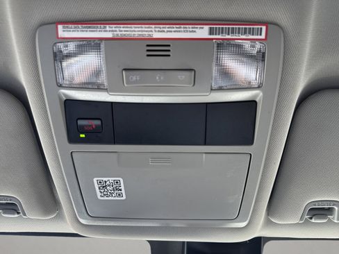 Used 2022 Toyota Tacoma SR image 16