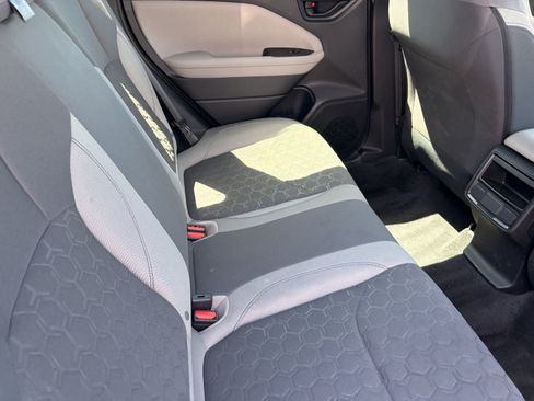 Used 2026 Subaru Forester AWD/4WD image 13