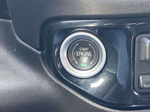 Used 2024 Chevrolet Silverado 2500 High Country image 26