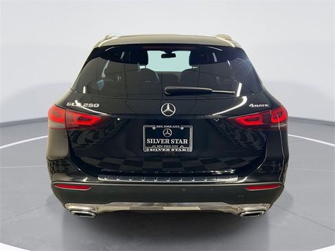 Used 2022 Mercedes-Benz GLA 250 4MATIC image 5