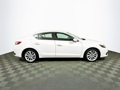 Used 2018 Acura ILX image 10