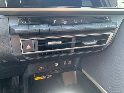 Used 2025 Toyota Camry LE FWD image 23
