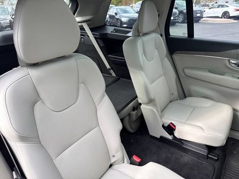 Used 2025 Volvo XC90 B6 Plus w/ Protection Package Premier AWD/4WD image 11