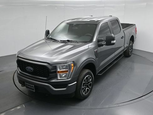 Certified 2022 Ford F150 XL w/ STX Appearance Package AWD/4WD image 35