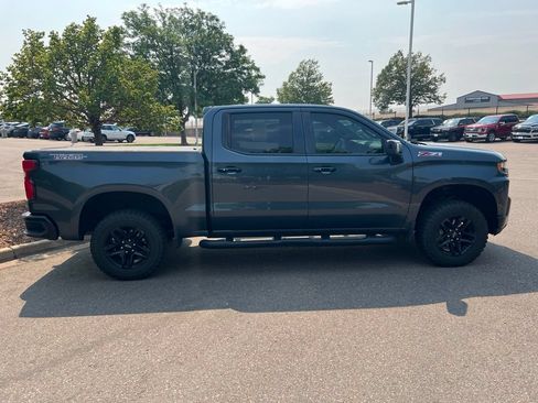 Used 2019 Chevrolet Silverado 1500 LT Trail Boss w/ Convenience Package AWD/4WD image 6