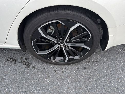 Used 2023 Nissan Altima 2.5 SR FWD image 36