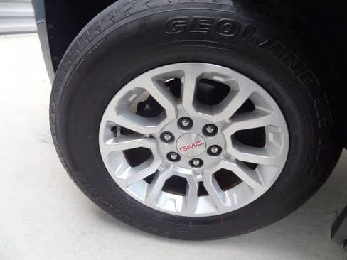 Used 2020 GMC Yukon SLT image 41