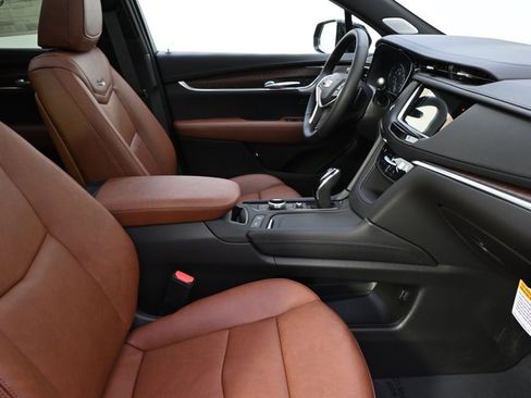 New 2025 Cadillac XT5 Premium Luxury w/ Technology Package image 16
