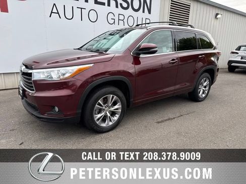 Used 2015 Toyota Highlander XLE FWD image 8
