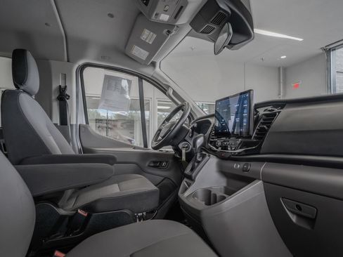 Used 2024 Ford Transit 350 XLT RWD image 17