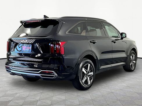 Used 2023 Kia Sorento S FWD image 6