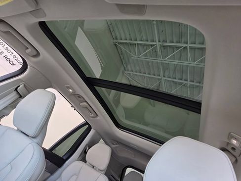 New 2026 Volvo XC90 B6 Ultra w/ Protection Package AWD/4WD image 9