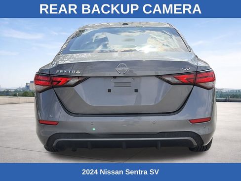 Used 2024 Nissan Sentra SV image 4