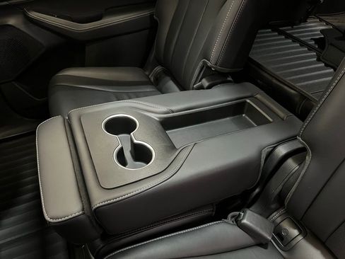 Certified 2024 Acura MDX SH-AWD w/ Technology Package image 15