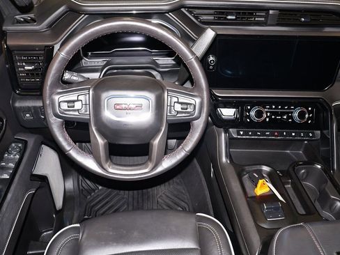 Used 2024 GMC Sierra 2500 AT4X w/ AT4X AEV Edition image 23