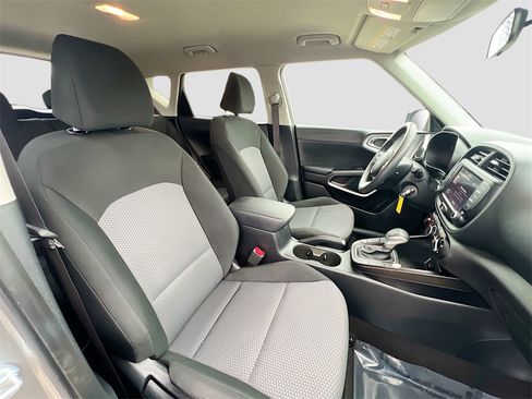 Used 2023 Kia Soul LX w/ Option Group 015 image 25