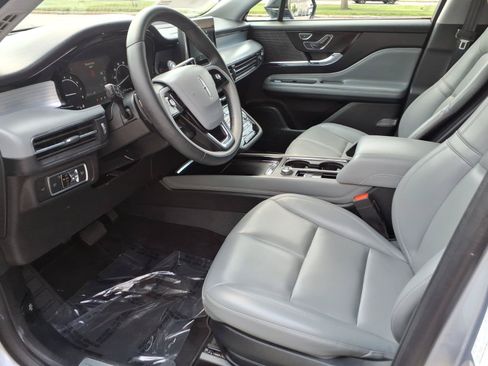 Certified 2022 Lincoln Corsair FWD image 10