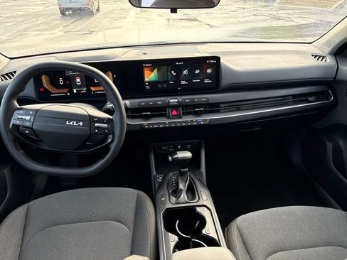 Certified 2025 Kia K4 FWD image 29