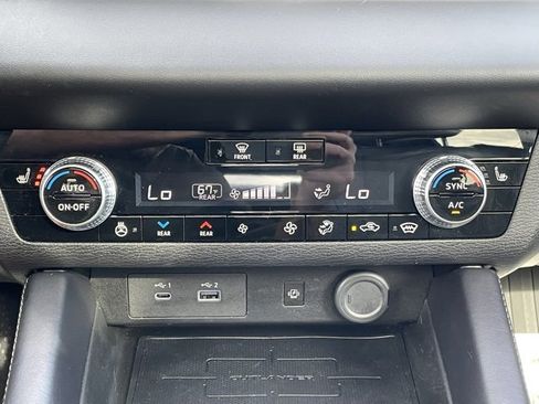 Used 2025 Mitsubishi Outlander SEL Black Edition image 34