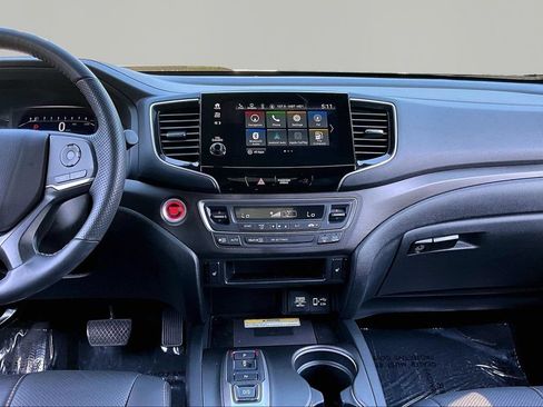 Certified 2022 Honda Passport TrailSport image 9