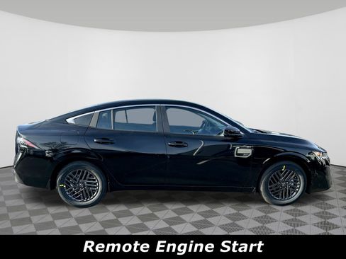 New 2026 Nissan Sentra SV image 2