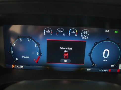Used 2024 Ford F150 Lariat AWD/4WD image 16