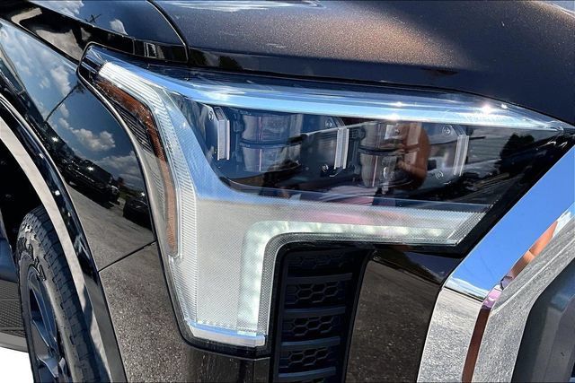 Used 2025 Toyota Tundra 1794 Edition w/ TRD Off-Road Package AWD/4WD image 32