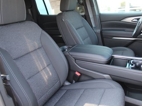 New 2027 Chevrolet Traverse LT w/ Enhanced Driving Package FWD image 27