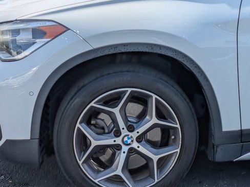 Used 2017 BMW X1 xDrive28i AWD/4WD image 14