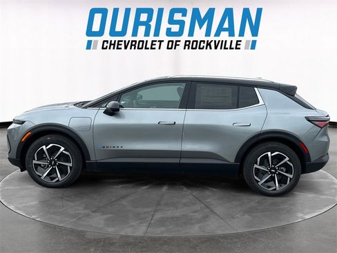 New 2026 Chevrolet Equinox EV LT image 3