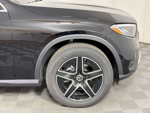 Used 2026 Mercedes-Benz GLC 300 4MATIC image 12