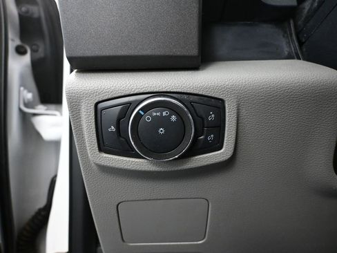 Used 2022 Ford F250 XL w/ Power Equipment Group image 31