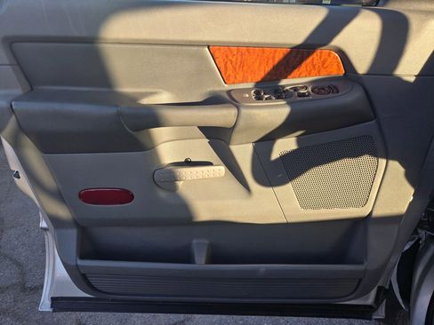 Used 2006 Dodge Ram 1500 Truck SLT w/ Trailer Tow Group image 9