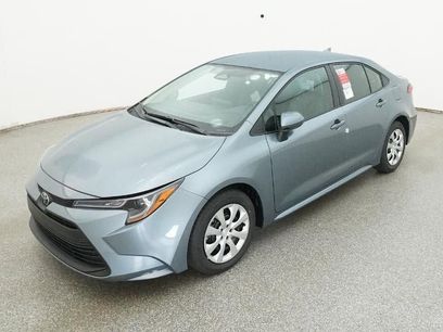 New 2025 Toyota Corolla LE