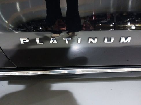 Used 2024 Ford Expedition Platinum AWD/4WD image 20