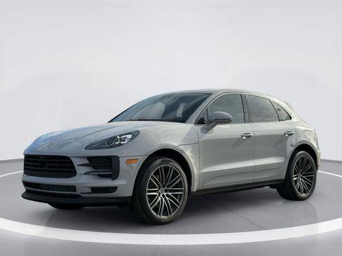 Used 2020 Porsche Macan AWD/4WD image 2