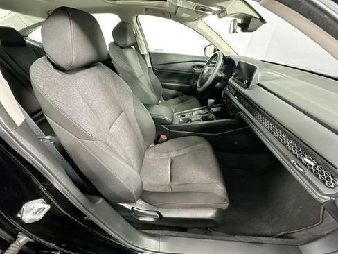 Used 2023 Honda Accord EX image 28